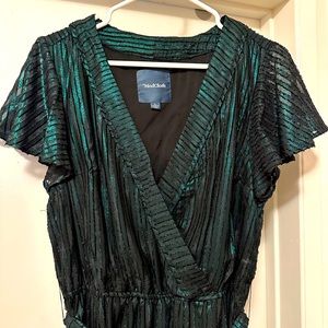 Gorgeous emerald green shimmer maxi dress